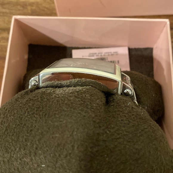 Vintage Y2K Juicy Couture White Watch - Picture 11 of 15